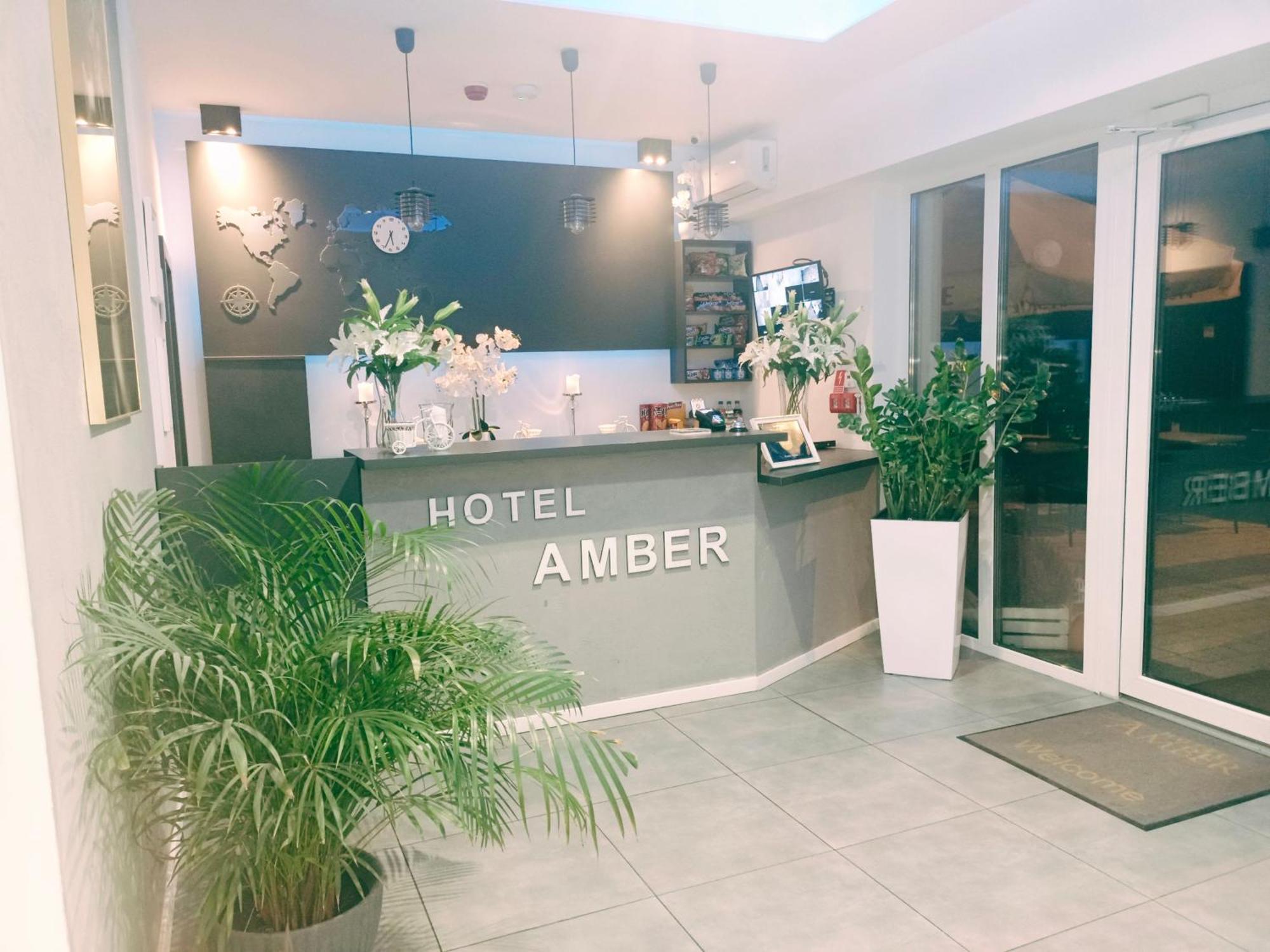& Restauracja Amber Готель типу 